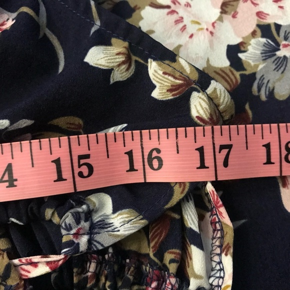 Crisscross Cut Out Front Tie Back Floral Halter Dress - Picture 13 of 16